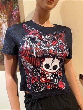 Goth emo  Black crop top S with Red & White Panda Skull nwt